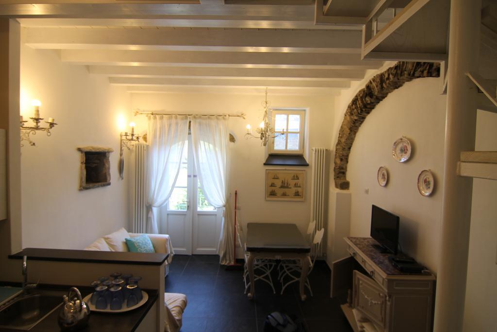 5 Lands Yellow Cottage Levanto Exterior photo